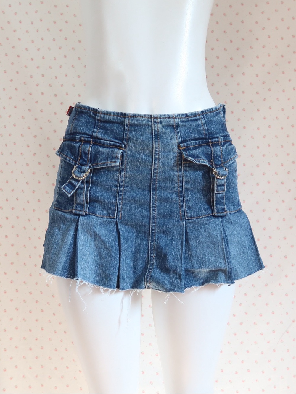 BONGO Blue Denim Pleated Mini Skirt with Buckle Pockets